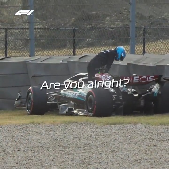 George Russell's dramatic crash brought qualifying to an abrupt end 💥😮 #F1 #USGP