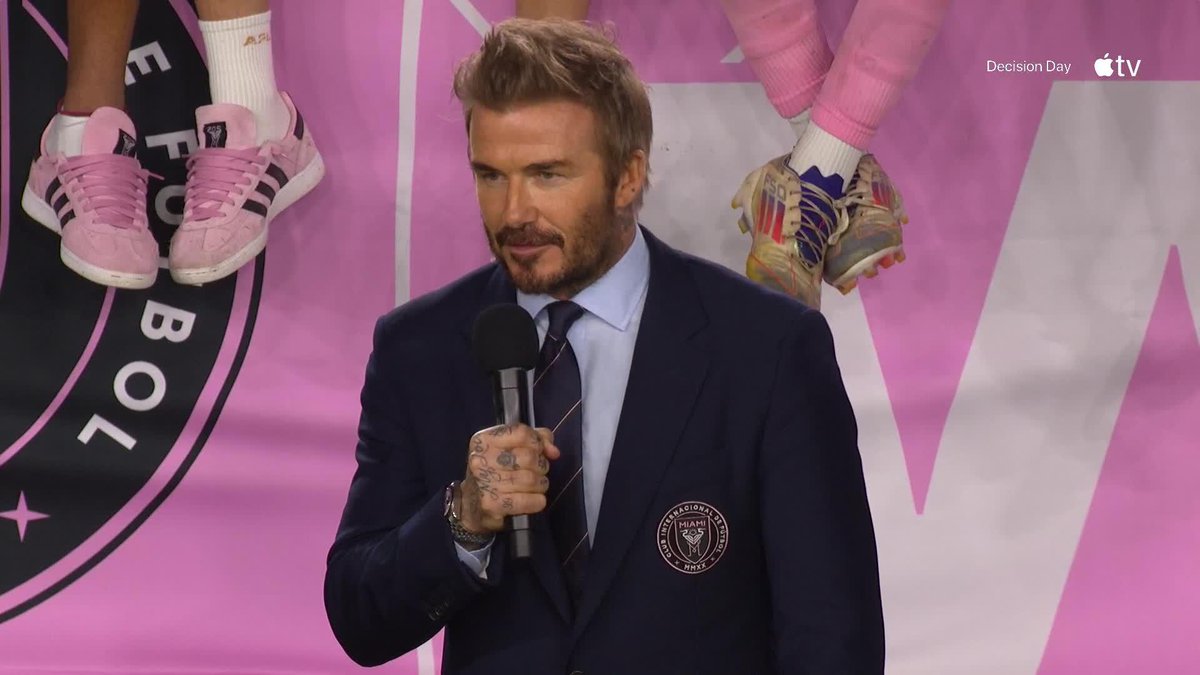 "Tonight we celebrate... and let's get ready for the playoffs." David Beckham thanks the fans, players &amp; staff after Inter Miami CF breaks the MLS single-season points record and lifts the Supporters' Shield. 🛡️🥳