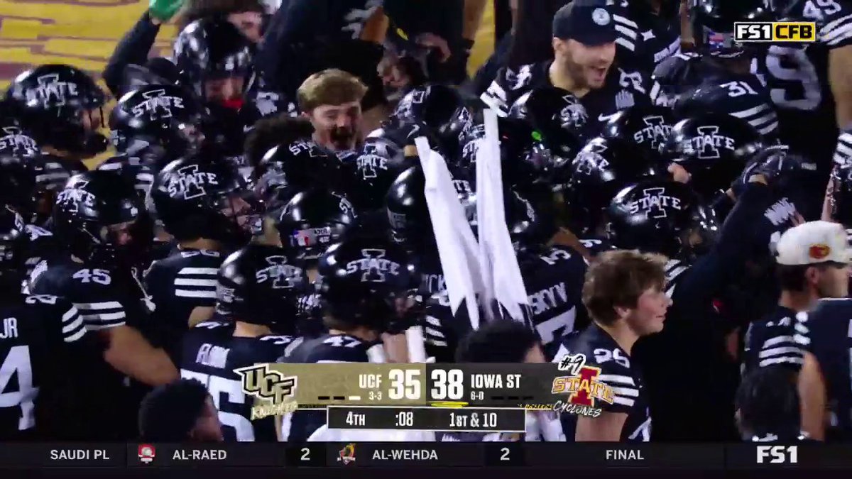 INT AND IOWA STATE WINS IT!!!!! 😤 Iowa State Football