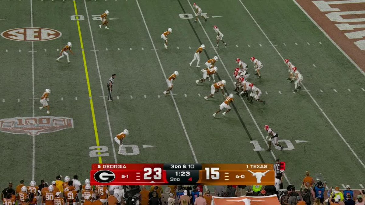 Carson Beck led Georgia down the field to put the game away 🔥