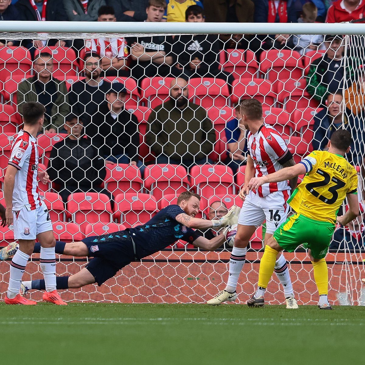Stokeโs Viktor Johansson is some โkeeper ๐๐ธ๐ช