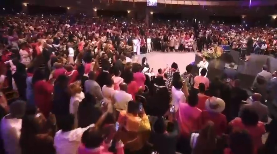 Georgia church sings happy birthday to Vice President Harris 💙