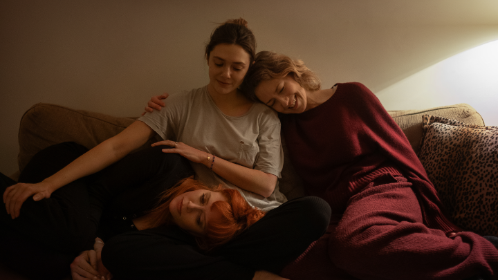 Never done crying over Elizabeth Olsen's lullaby in His Three Daughters.