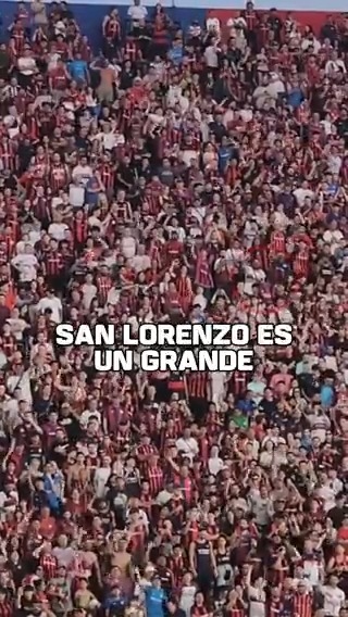 "QUEREMOS CAMBOYANOS, QUEREMOS MATADORES, QUEREMOS JUGADORES QUE SIENTAN LOS COLORES" atención a la canción que entonó la gente de San Lorenzo en la previa del duelo vs. Barracas Central.