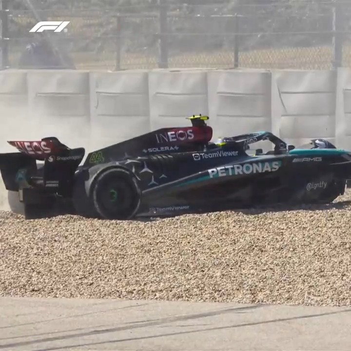 A race and a weekend to forget for Lewis 😖 #F1 #USGP