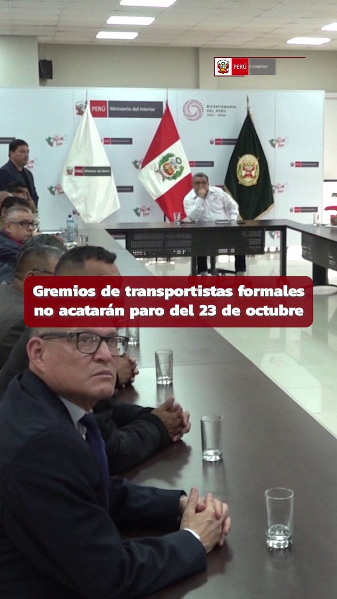 #ElPerúNoSeDetiene Tras una fructífera reunión del ministro Santiváñez con representantes del gremio de transportistas formales, los líderes gremiales anunciaron que no se plegarán al paro convocado para el 23 de octubre. ¡Seguimos unidos contra el crimen! #PerúSeguro
