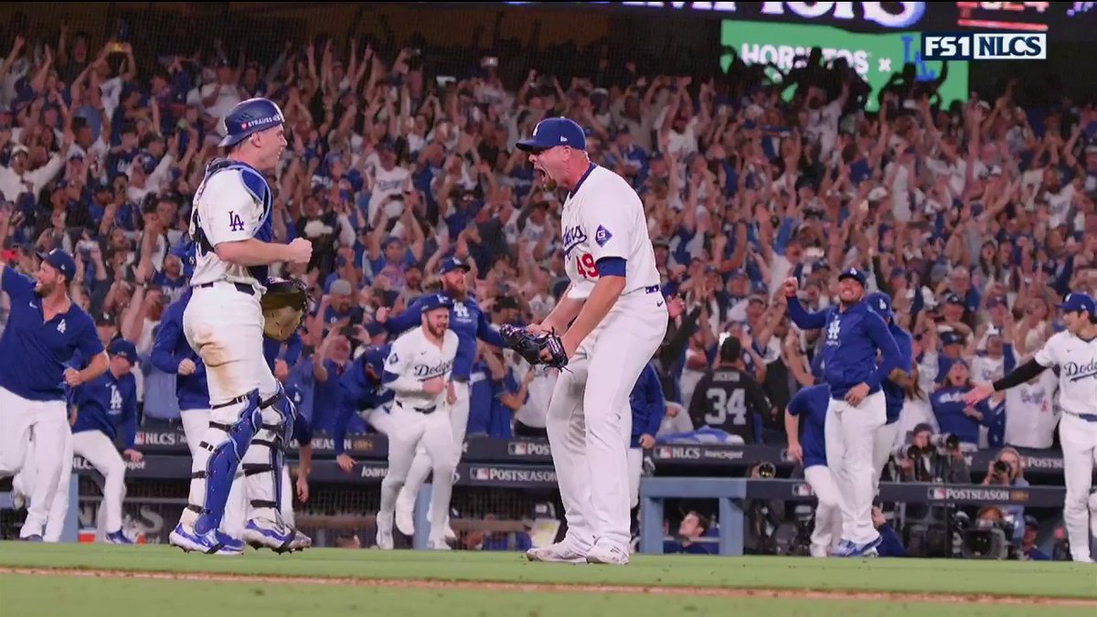Scenes around Dodger Stadium when the National League Pennant was won! 🎉