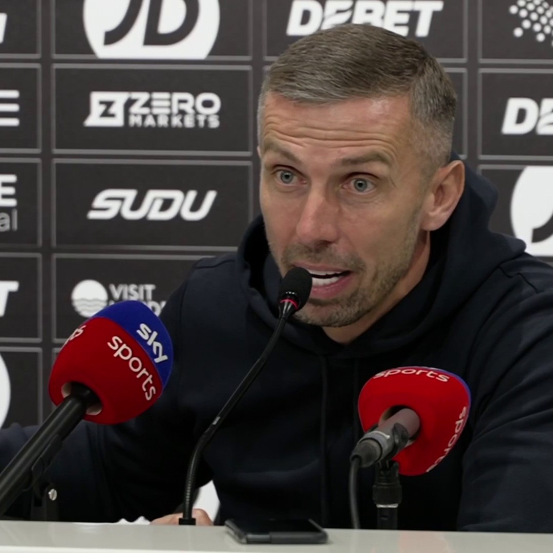 "Are you more likely to give it to Manchester City than Wolves?" 👀 Gary O'Neil questions whether there is a subconscious bias to award decisions to 'bigger clubs' 🤨