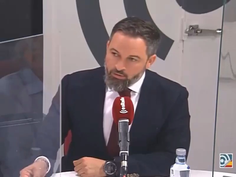 Vaya, resulta que tanto Ayuso como Abascal, mintieron con el asesinato de Samuel Luiz. Los asesinos no eran ni okupas ni migrantes, es más, los que intentaron defenderlo, sí eran migrantes. Esto debería tener consecuencias, pero no pasará nada.