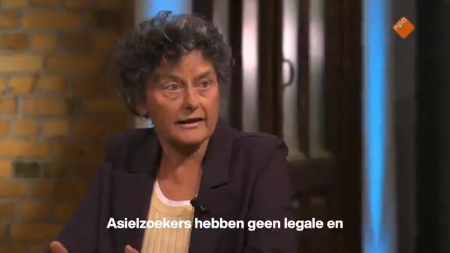 Effectieve terugkeer en integratie zijn gebaat bij een snel, maar zorgvuldig besluit over een asielverzoek. Na jaren bezuinigen moeten asielzoekers hier minstens 15 maanden op wachten. Steek energie en geld in de uitvoering in plaats van in proefballonnen als terugkeerhubs.