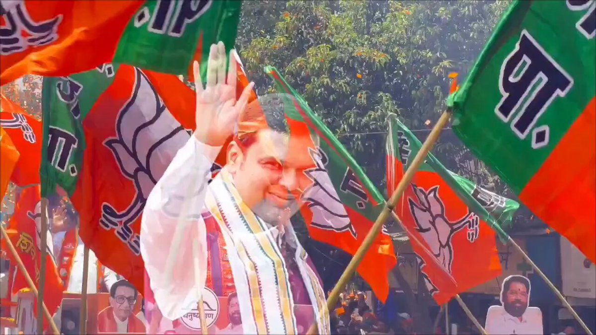सगळ्यांनी शेअर करा🔥🙏🏻💪🏻✌🏻 तुमच्या बापाच्या 56 वर्षाच्या कारकिर्दीच्या माणगुटावर पाय रोवून आणि दंड थोपटून उभा आहे हा पहिलवान💪🏻💪🏻🔥🔥🔥🙏🏻✌🏻 अनेक आव्हानांचा , कटकारस्थानाचा सामना करून सुद्धा तुमच्या बापाला पुरून उरलाय हा देवाभाऊ आणि उद्याही तुमचा कार्यक्रम जनतेच्या बळावर वाजवणार म्हणजे वाजवणारच😡💪🏻💪🏻🔥 ज्याचा डांगीत दम आहे लावा ताकद💪🏻🔥🔥🔥 जनता पाठीशी आहे, तुमच्या सारख्या भ्रष्टाचाऱ्यांना गडायला ठाकली आहे💪🏻💪🏻🔥🔥🔥 #Team_Devendra #DevendraFadnavis #चाणक्य