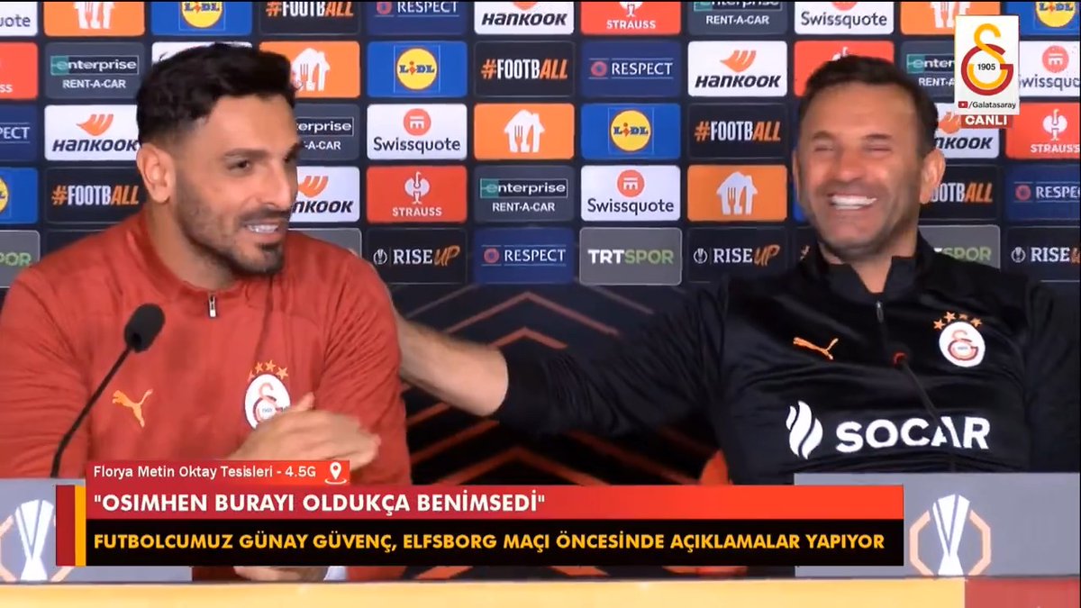 Osimhen'in gol sonrası sevincini Günay ile paylaşması Günay Güvenç: "İlk başta hocama sarılacak sandım (Gülerek)." Okan Buruk: "Ben de öyle zannettim (Gülerek)."