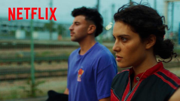 Les bécanes vont crrrrier. Le film GTMAX, avec Ava Baya, Jalil Lespert, Jérémie Laheurte, Riadh Belaïche (Just Riadh), Thibaut Evrard, Gérard Lanvin et Clémentine Célarié, le 20 novembre.