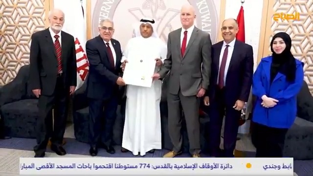 #الأخبار | أد. بركات الهديبان.. أول عربي ينال جائزة أفضل أكاديمي في #الشرق_الأوسط • الهديبان نال الجائزة نظير جهوده في مجالي #التعليم الأساسي والعالي • الهديبان: أفتخر بالجائزة.. وأهديها لمقام #سمو_الأمير وسمو ولي عهده الأمين