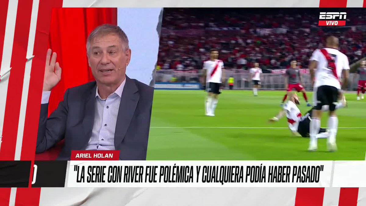 ATENCIÓN 🚨 Ariel Holan habló de cómo nos afanaron con el PATADÓN de Pinola