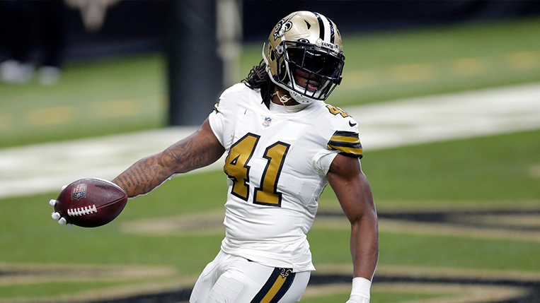 THIS MAN IS STAYING IN NOLA Alvin Kamara