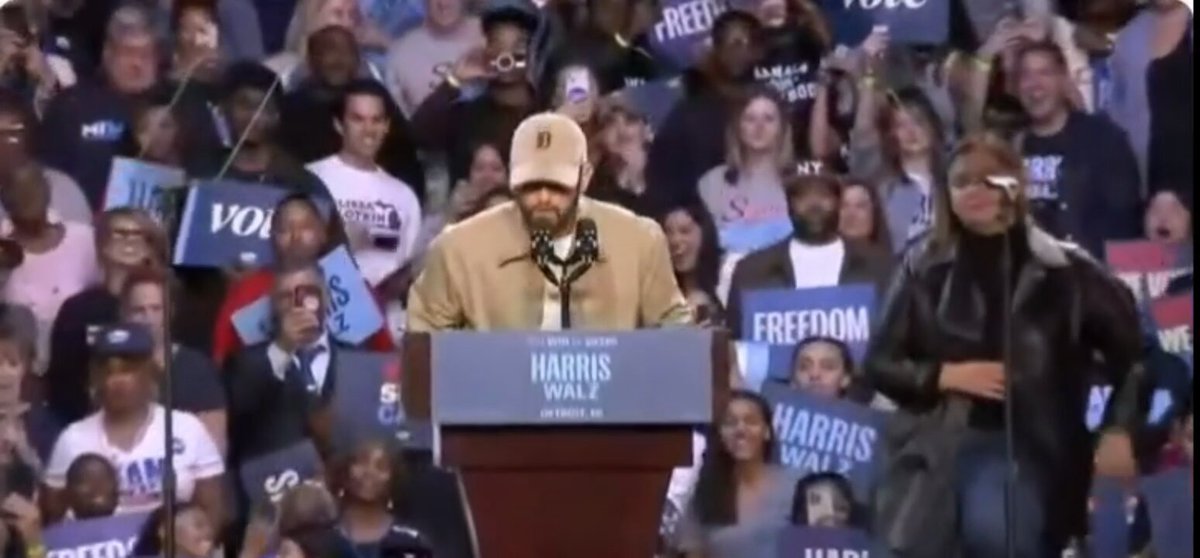 .Marshall Mathers, Barack Obama, and Elissa Slotkin all on the same stage in Detroit is ICONIC