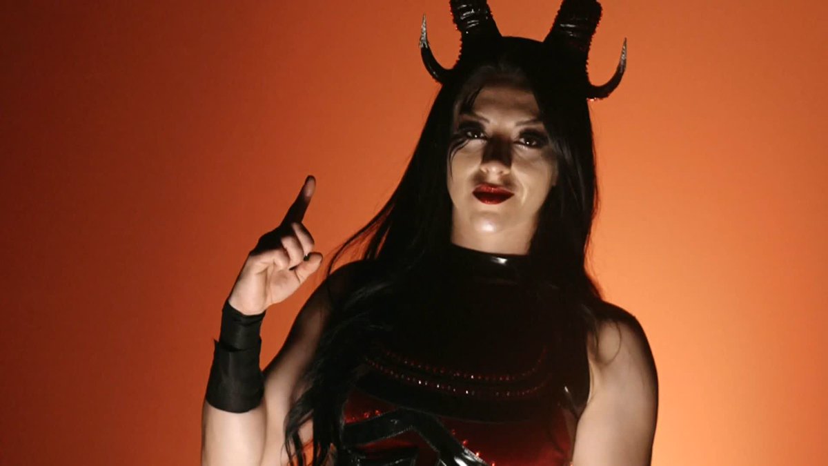 😤 😤 😤 Después de su éxito en todo el mundo, Stephanie Vaquer y GIULIA ＝ ジュリア están listas para dominar #WWENXT 🔥