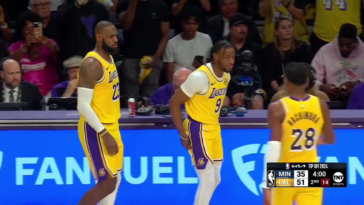 THE FIRST FATHER SON DUO TO PLAY TOGETHER. LEGENDARY. LeBron James