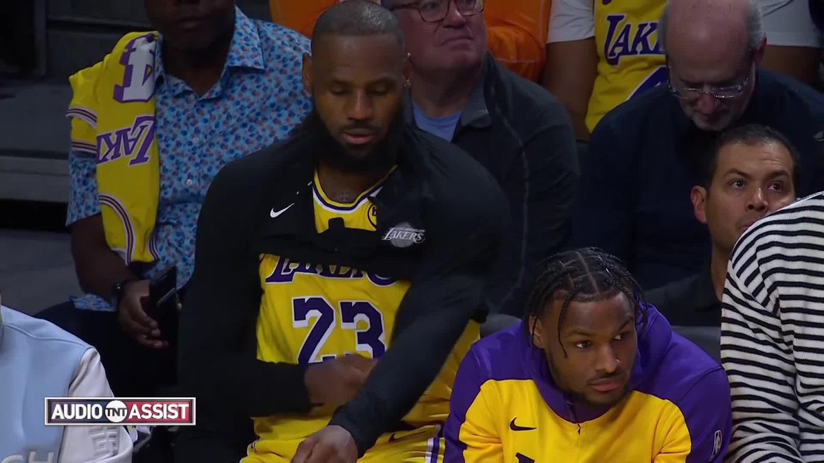 "Just play carefree" LeBron was mic'd up next to Bronny on the bench 🗣️
