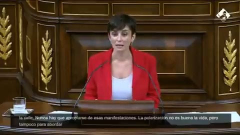 #EnDirecto | La ministra de Vivienda a Podemos: "A ustedes les interesa mucho mis propiedades. Con mis tres propiedades no tengo ni para pagar la mitad del chalé de Galapagar. Lo siento, no me llega"
