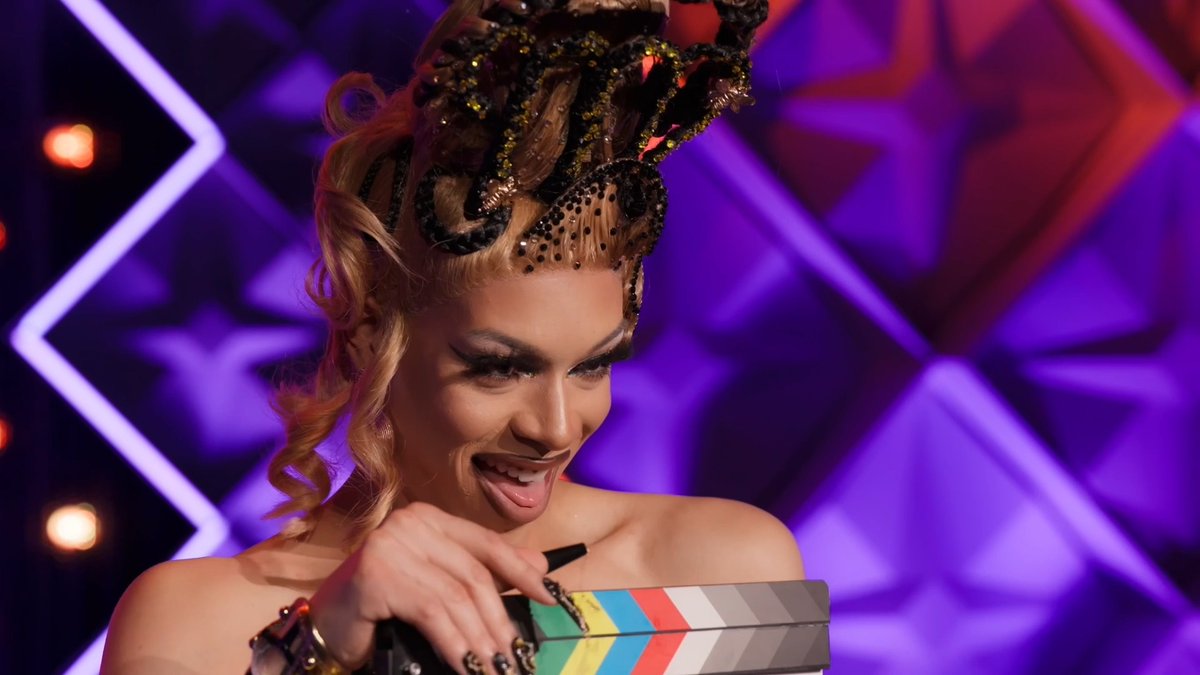 It's official: @thevirgoqueenTO is here to slay ♍️ #CanadasDragRace Where to watch on Nov 21: 🇨🇦: @cravecanada 🌎: WOW Presents Plus