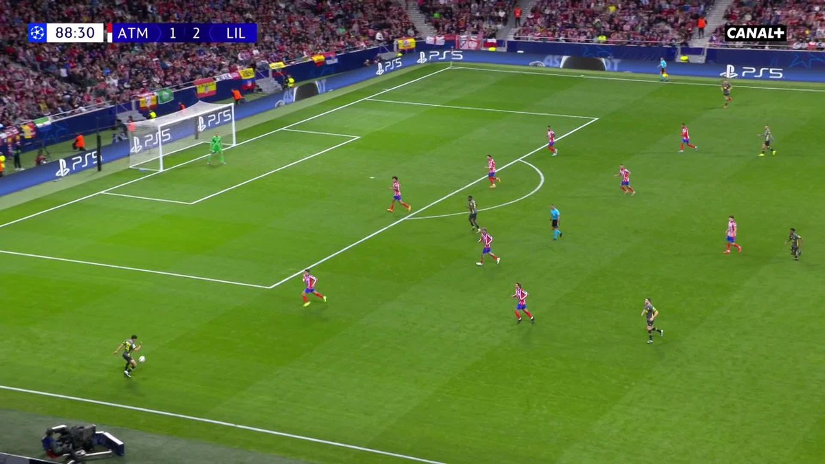 LILLE EST INSUBMERSIBLE ! 🤯 Le LOSC mène 3-1 face à l'Atletico Madrid au Metropolitano, c'est fou ! 😍 #AtletiLOSC | #UCL