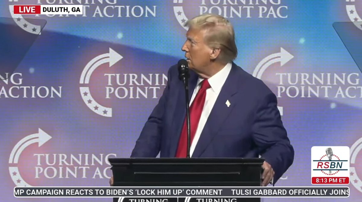 A lost and confused Trump gets distracted mid-speech: “Oooooh. There it is. I was looking at me. I started looking at me and I'm looking, I do not like to wear, I don't like my hair tonight”