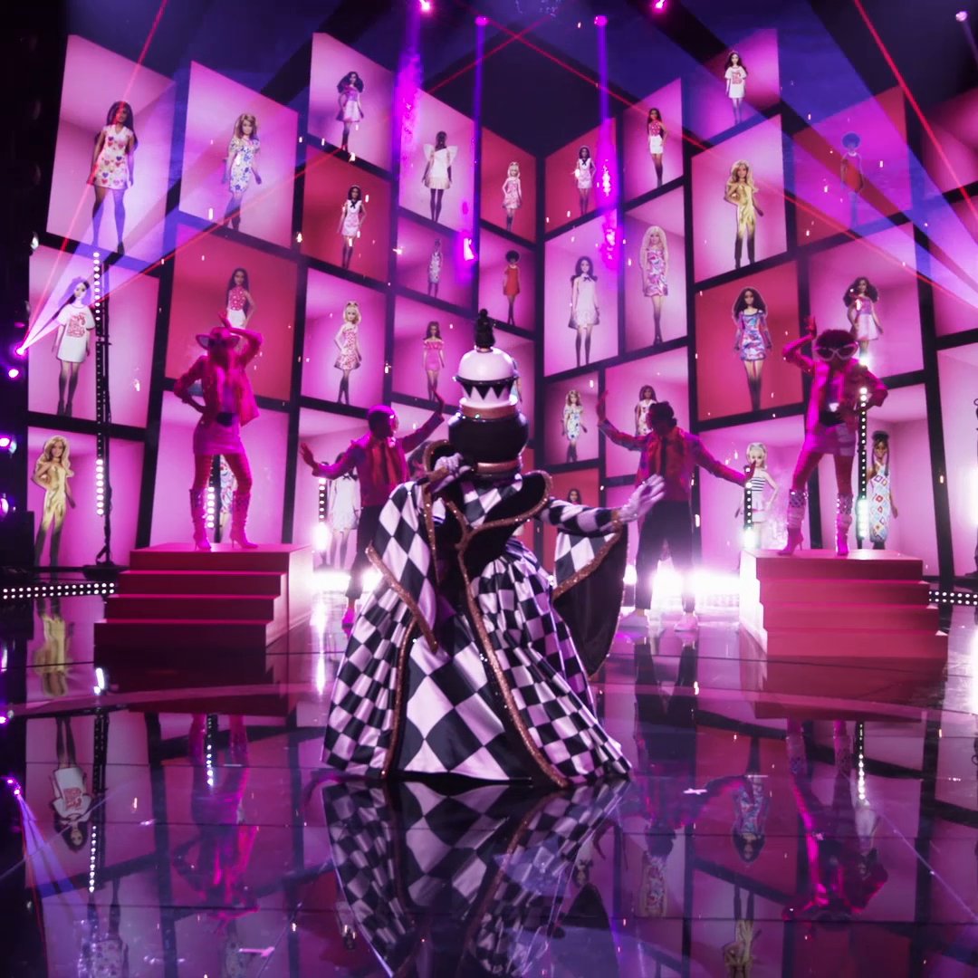 The vocals, the moves — #ChessPieceMask is taking the board by storm! 👏 #TheMaskedSinger