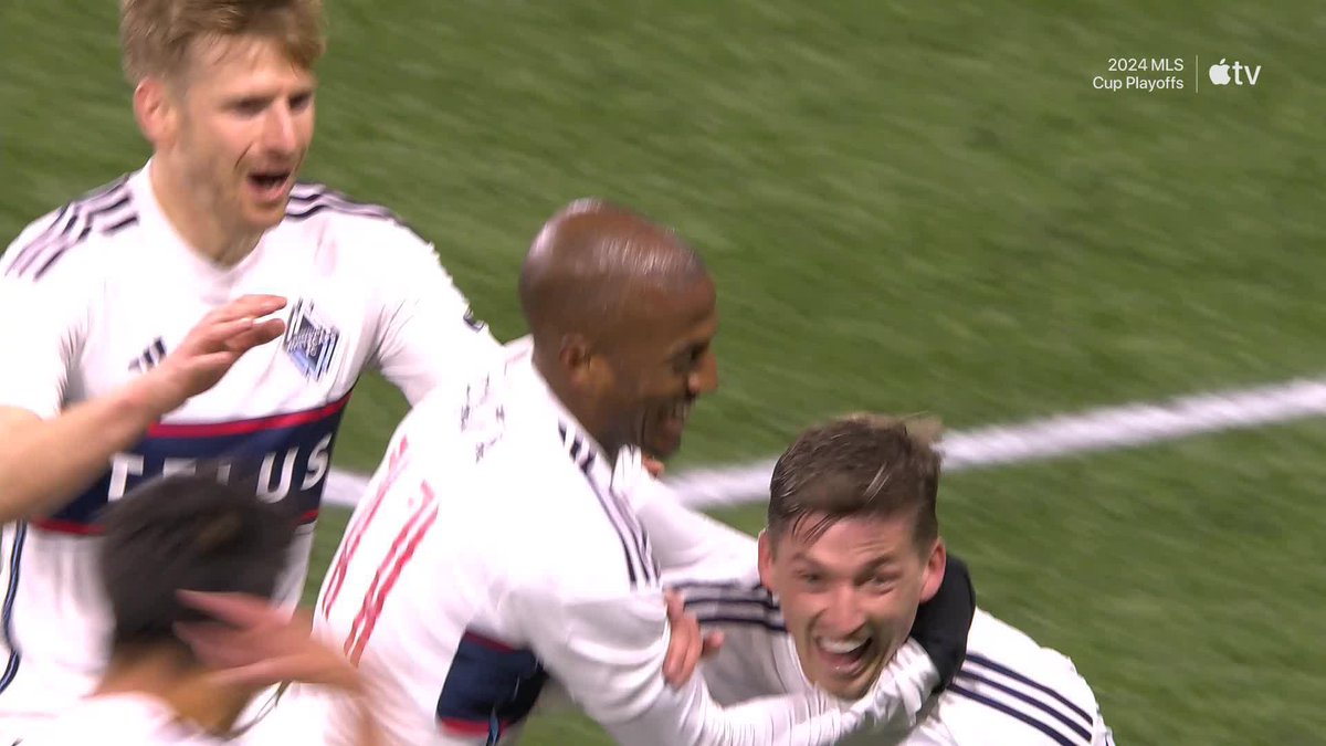 Stuart Armstrong 🤝 Ryan Gauld
