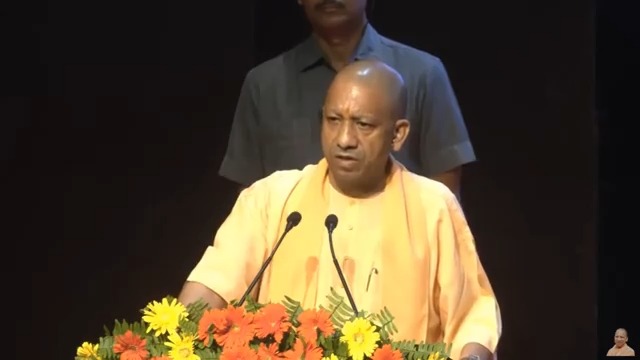 आदरणीय प्रधानमंत्री श्री Narendra Modi जी ने 'स्मार्ट सिटी' की बात की है। आज प्रदेश के अंदर हम 17 'स्मार्ट सिटी' बना रहे हैं...