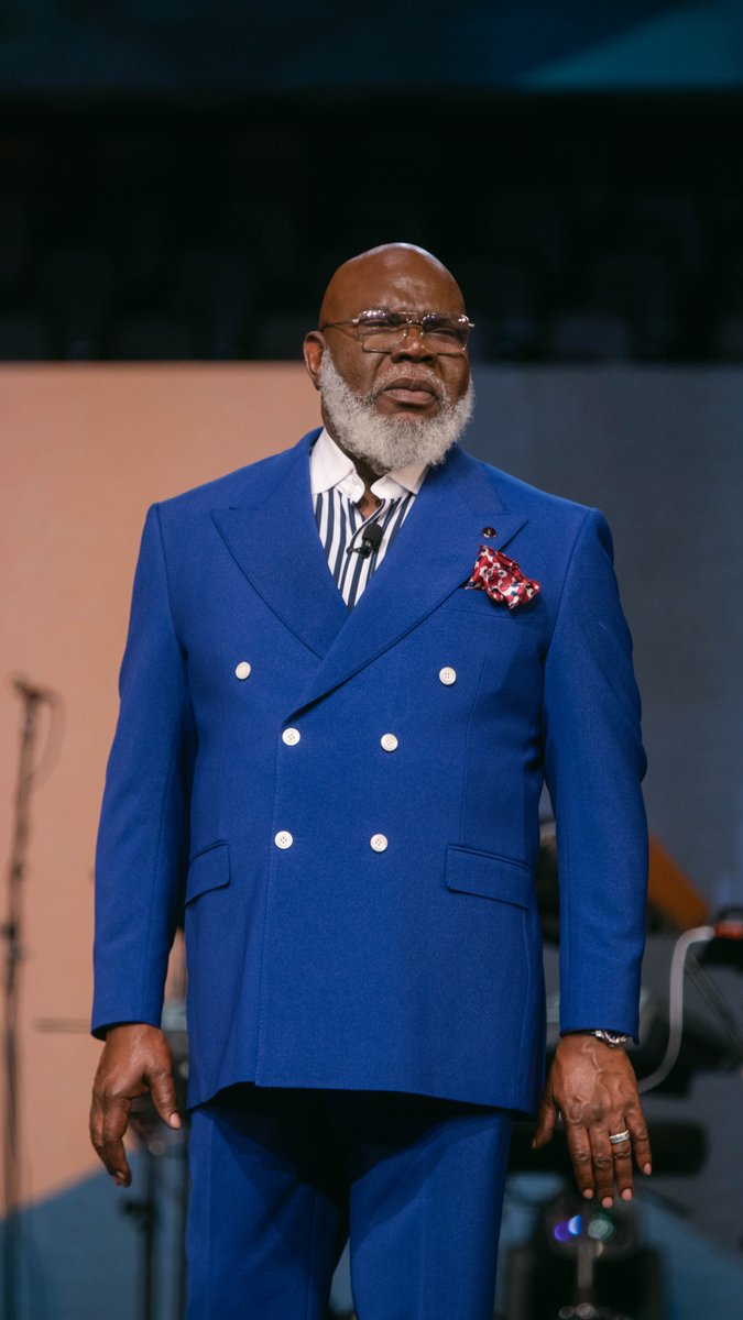 After being alone and desperate, you develop a different appreciation for the way God shows up. That's why, in your toughest moments, you must remember that He always has your back! Stream T.D. Jakes' extraordinary message, #TheFatherOfMercy, at