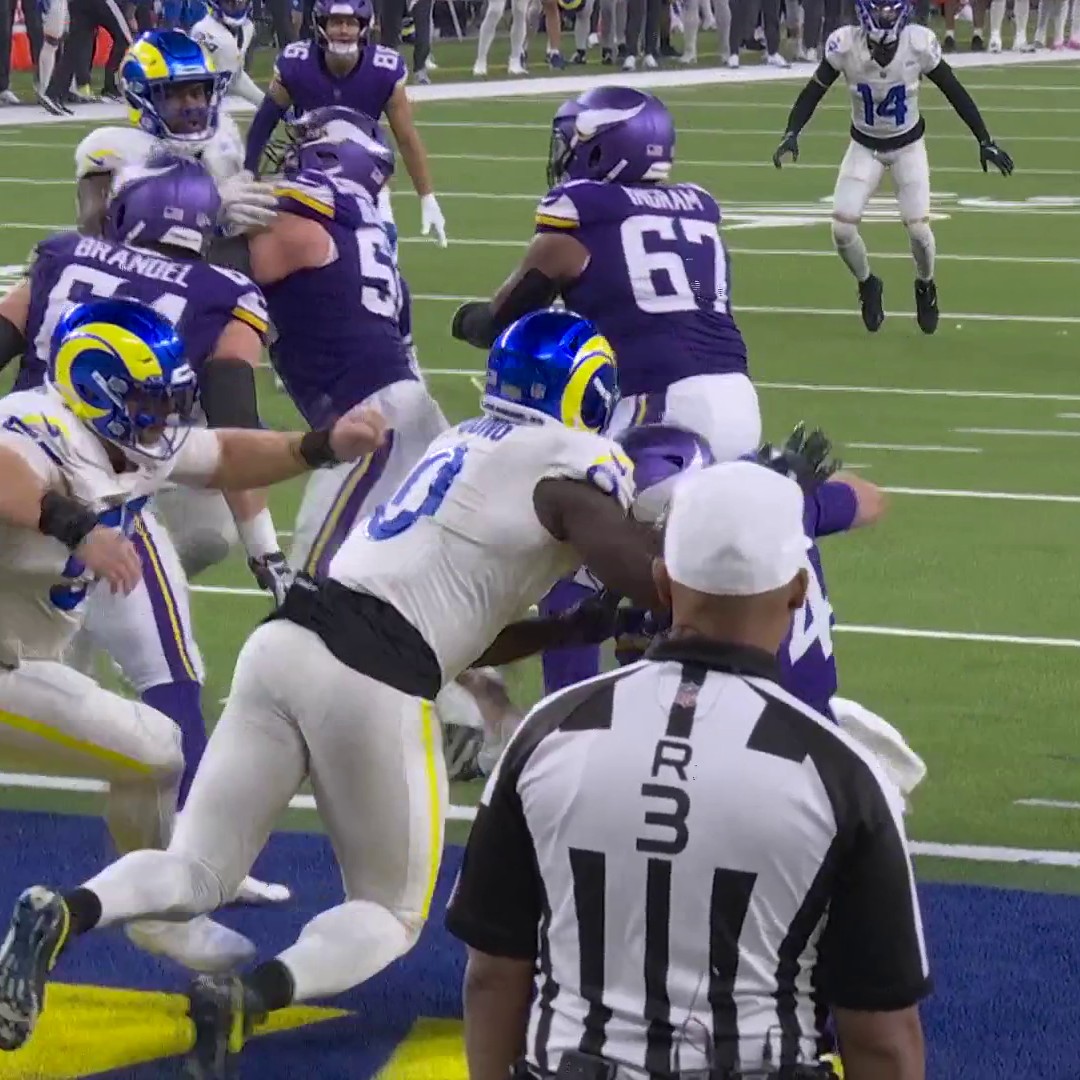 A Byron Young safety sealed the win for the LA Rams ✅ Should this play have stood? 👀