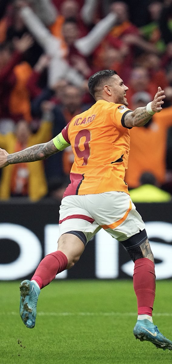 Ali Sami Yen'de perdeyi açan isim: 𝐌𝐀𝐔𝐑𝐎 𝐈𝐂𝐀𝐑𝐃𝐈 🔥