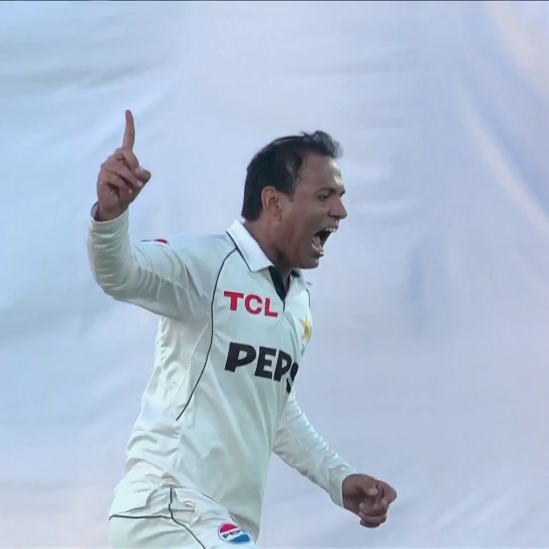 England lose their THIRD wicket 🫣 What a delivery from Noman Ali to dismiss Ollie Pope 👏