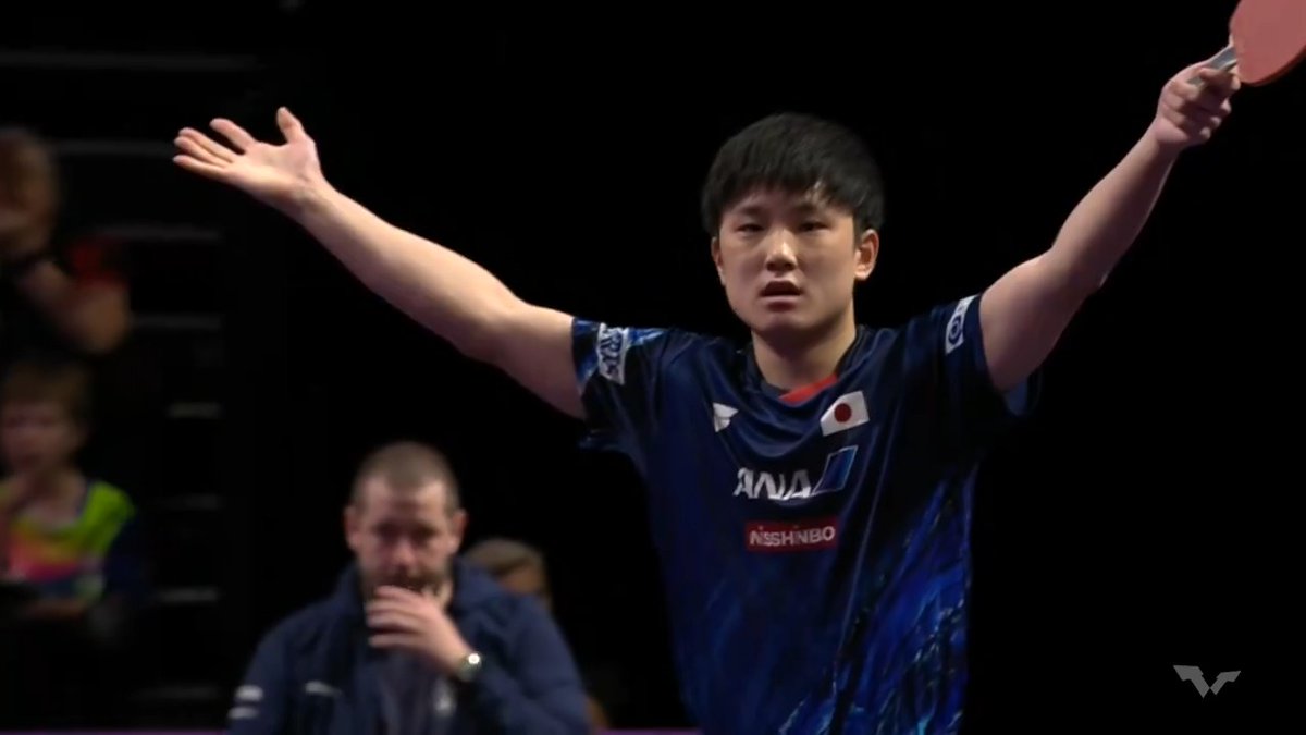 #張本智和 6-10で先に マッチポイントを握られるも 大逆転勝利‼️ベスト8進出😭🔥 まさかの逆転負けに シェルベリは茫然自失😑 #WTTモンペリエ🇫🇷 男子シングルス2回戦 🇯🇵#張本智和 3-2 シェルベリ🇸🇪 11-9/9-11/11-2/4-11/14-12/ 🔴LIVE配信・結果速報👉 #テレ東 #卓球
