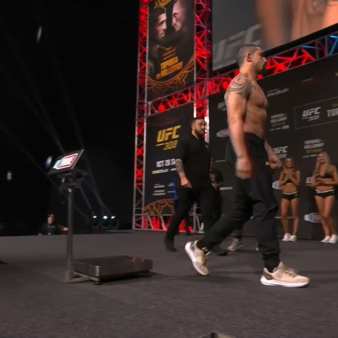 🚨 ROBERT WHITTAKER VS KHAMZAT CHIMAEV LE DERNIER FACE À FACE AVANT LA GUERRE DEMAIN 🔥🔥 #UFC308