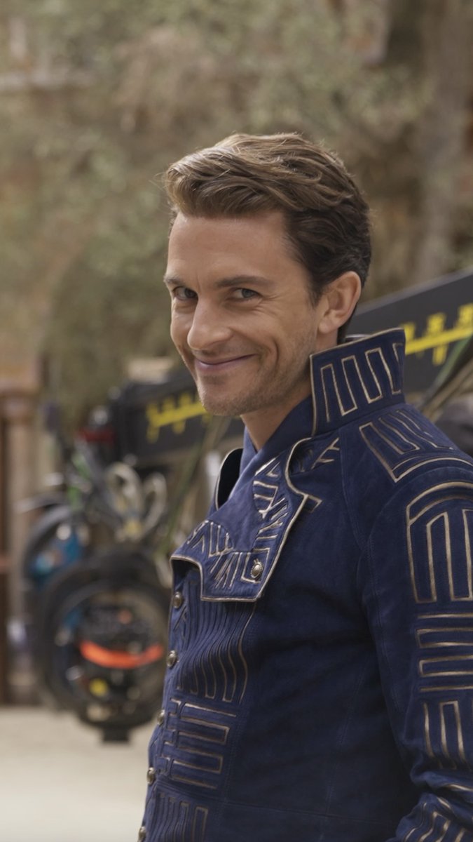 Jonathan Bailey as Fiyero in ‘WICKED’ In theaters November 22.