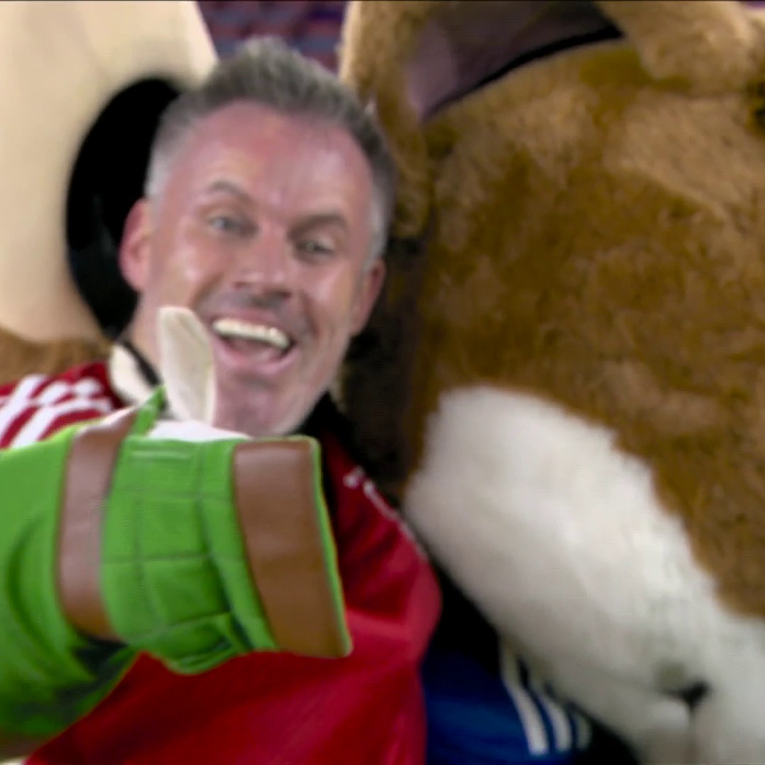 Nottingham Forest got the mascot bragging rights 💨😂 #LEINFO ⚽️