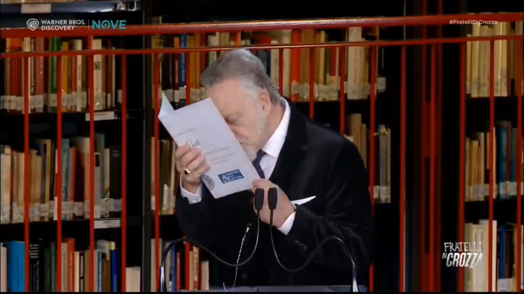 Il Giuli annusatore di Crozza #FratellidiCrozza