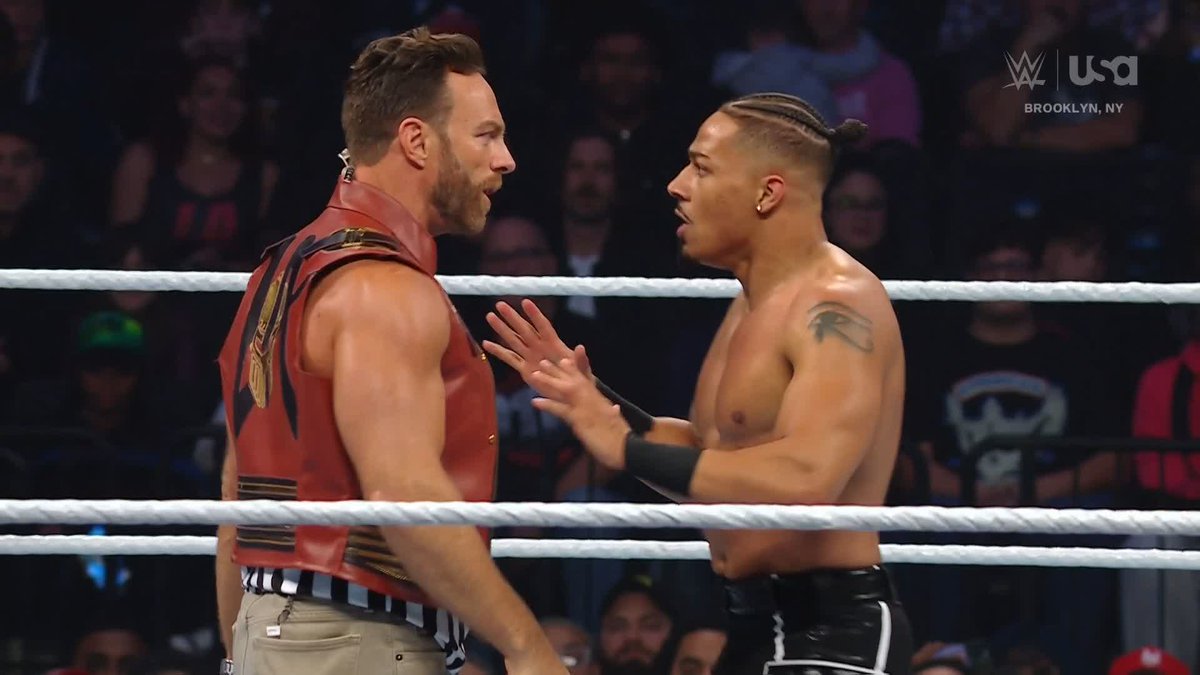 Protip: You can't win a match if you take the referee out. 🤦 Carmelo vs. Andrade GAME 7 is pure chaos! #SmackDown