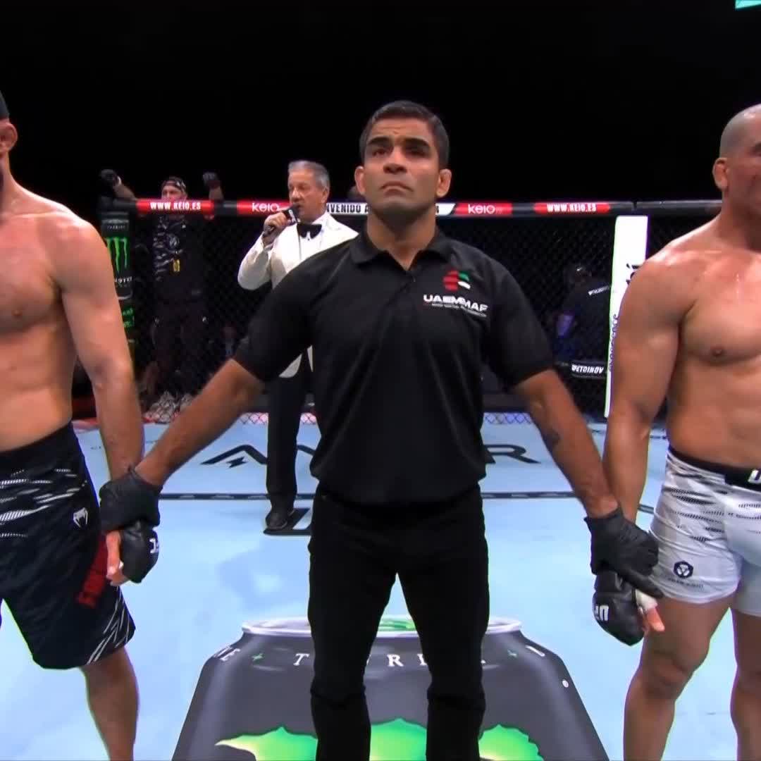 🏆 Oficial! 🇷🇺 Rinat Fakhretdinov gana por decisión unánime! 🏆💥 #UFC308