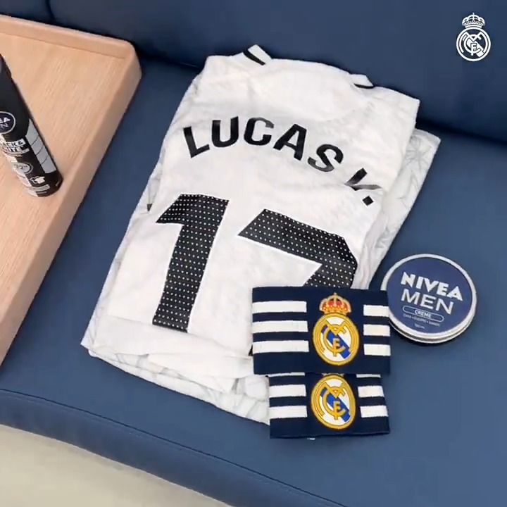 👕🔢 ¡Nuestro vestuario al detalle! #ElClásico | #PreparationIsEverything