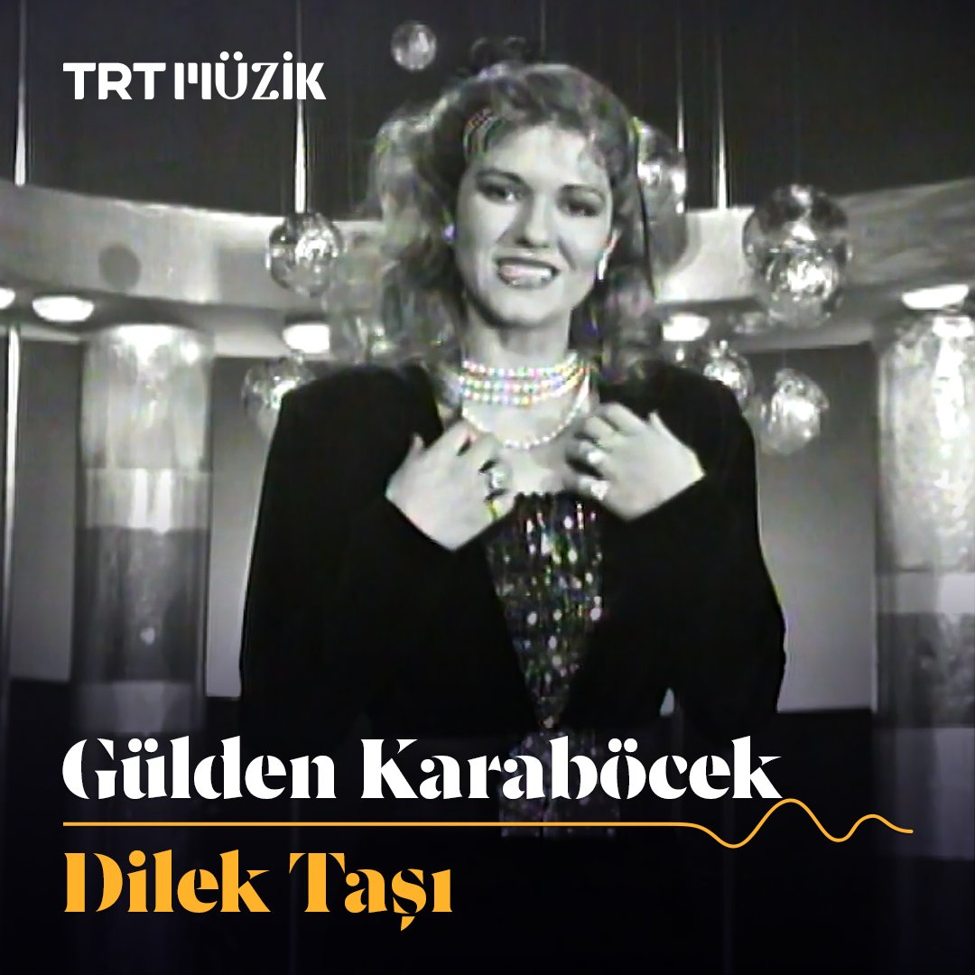 Gülden Karaböcek; bestesi kendisine, sözleri ise Ali Tekintüre ve Mesut Poyraz'a ait olan unutulmaz şarkısı ile sizlerle! "Dilek Taşı" 🎙️
