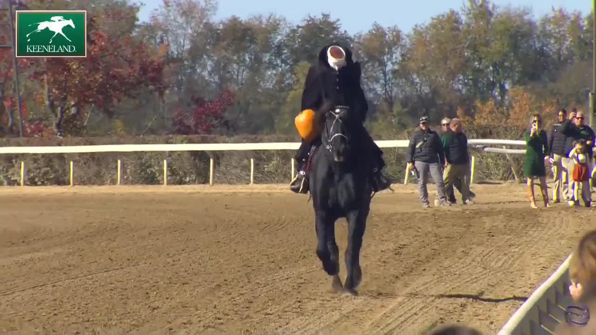 The headless horseman has been spotted on the racetrack at Keeneland! 🎃👻