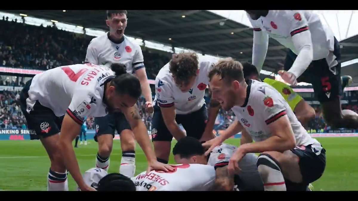 Absolute scenes and pure emotion ✊ Three points in the bag. Let's take this into next week now! 🤍 #bwfc