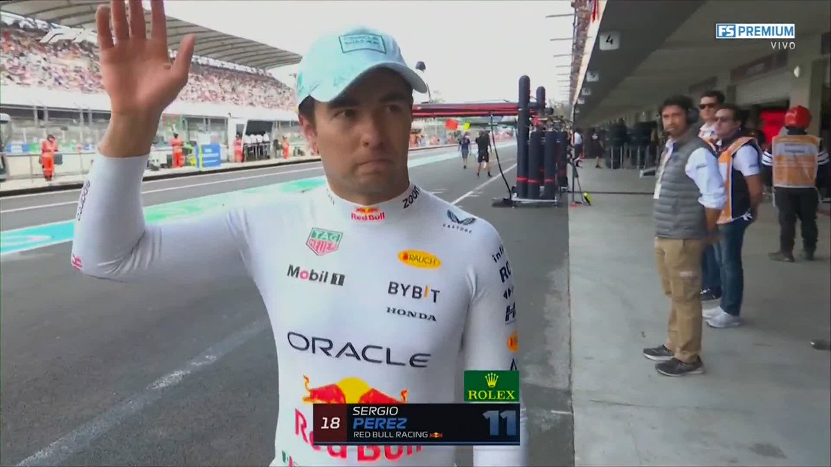 La cara de Checo lo dice todo… El piloto mexicano quedó eliminado en la primera ronda de clasificación para la carrera de mañana en el Autódromo Hermanos Rodríguez. Será la peor posición de salida de Sergio en el Gran Premio de México