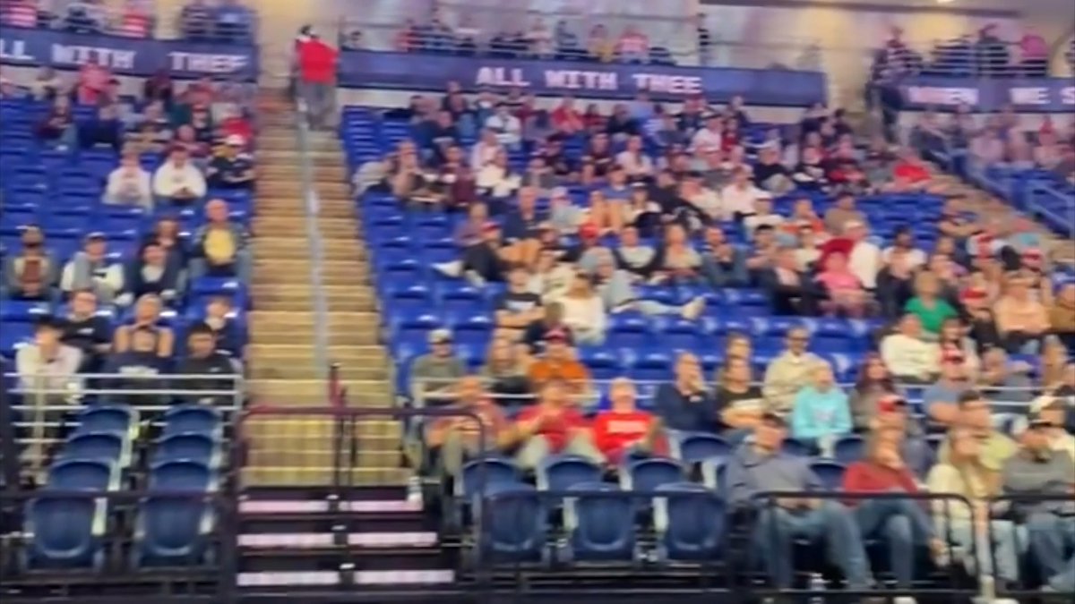 Crowd empties out of half-empty arena as Trump speaks in Pennsylvania