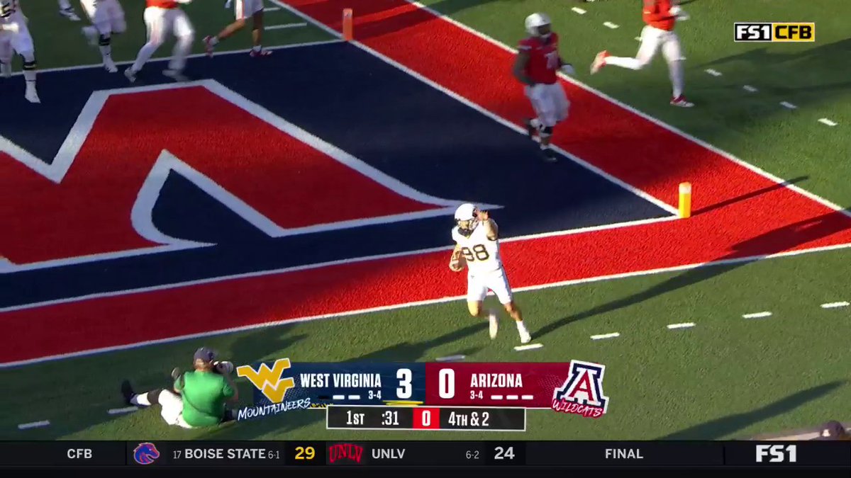FAKE FIELD GOAL FOR A TOUCHDOWN!!! THE HOLDER TO THE HOUSE FOR West Virginia Football 🚨