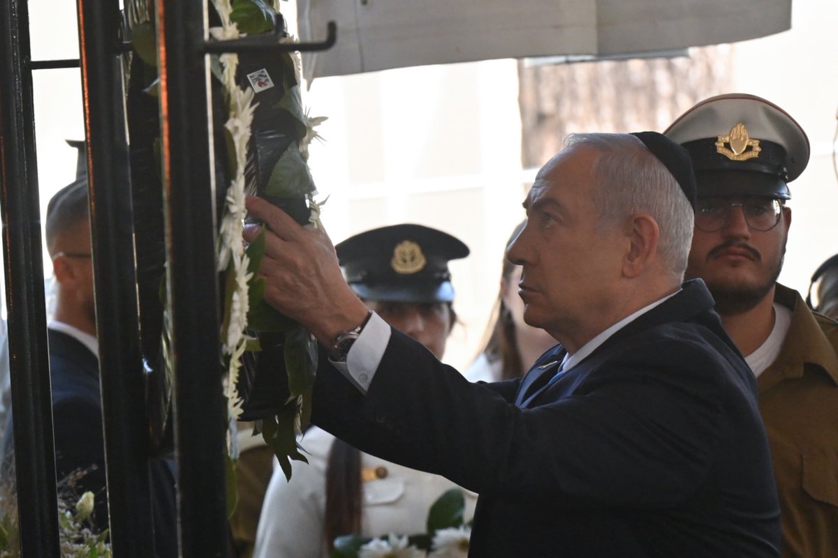 דבריי בטקס הזיכרון הממלכתי לחללי צה״ל וזרועות הביטחון במלחמה >>